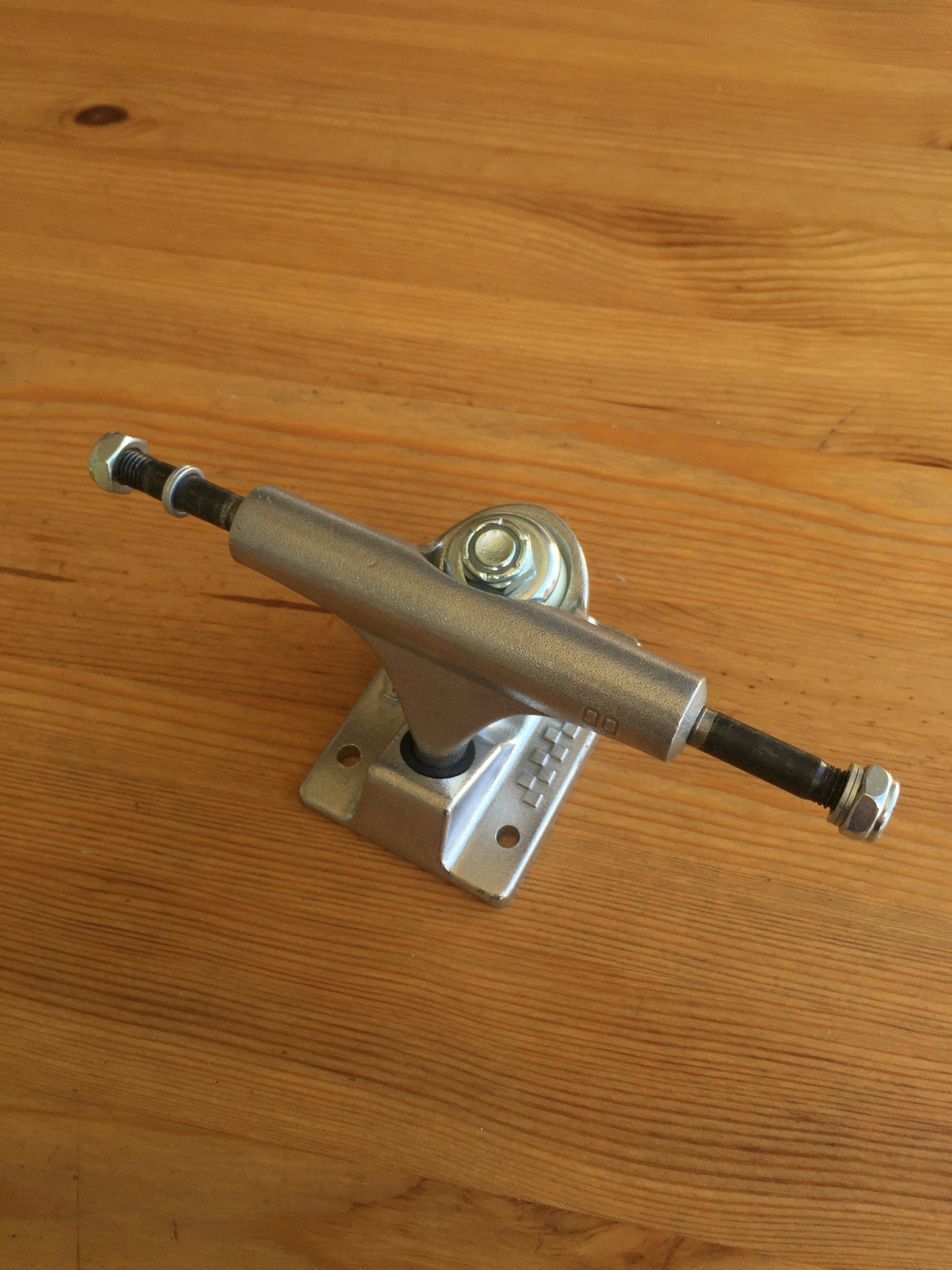 Ace Skateboard Trucks 00